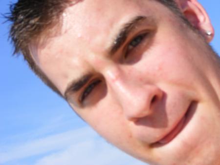 MaXoU